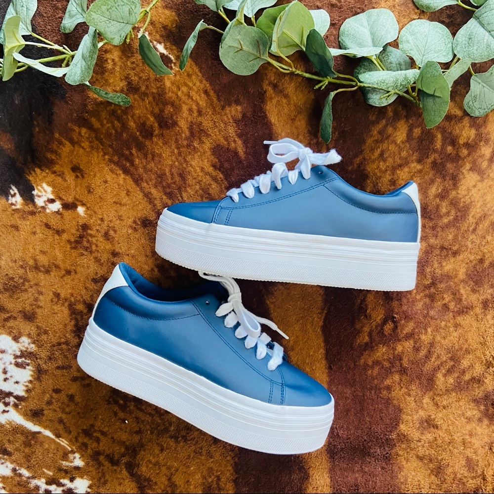 jc play platform sneakers